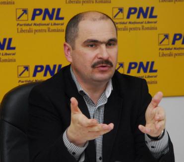 Bolojan şi-a anunţat candidatura la şefia organizaţiei municipale PNL